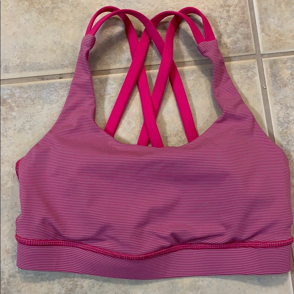 Lululemon sports bra